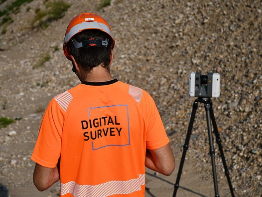 Terrestrial laser scanner
